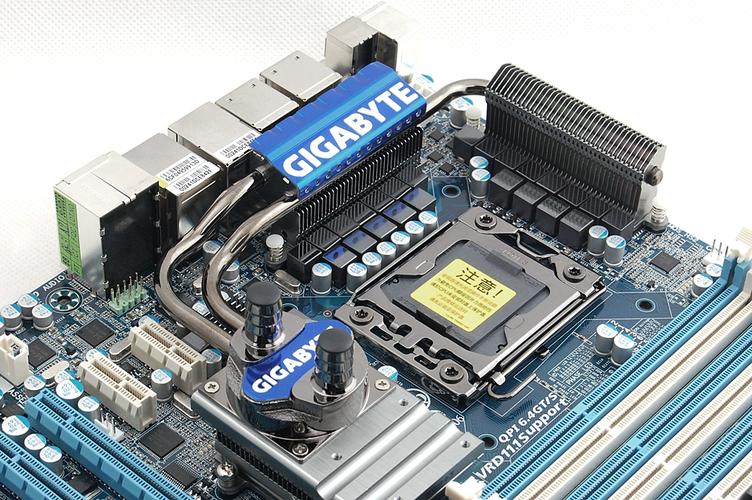 x58主板8核cpu