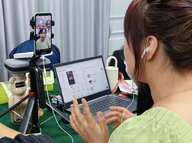 抖音直播业务在线客服,ks刷双击十个