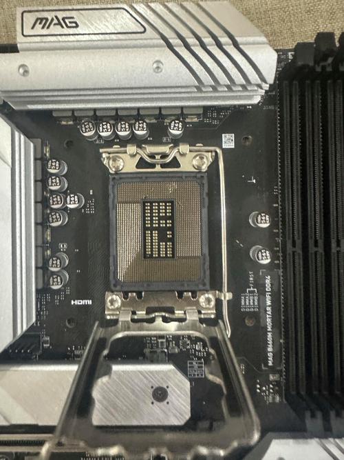 cpu风扇插针怎么拆