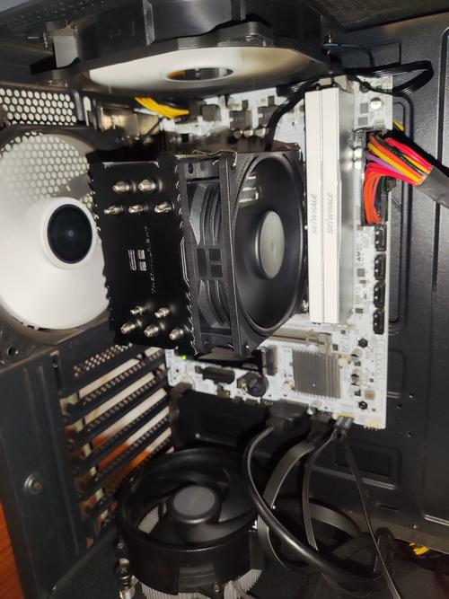 cpu散热要有背板吗