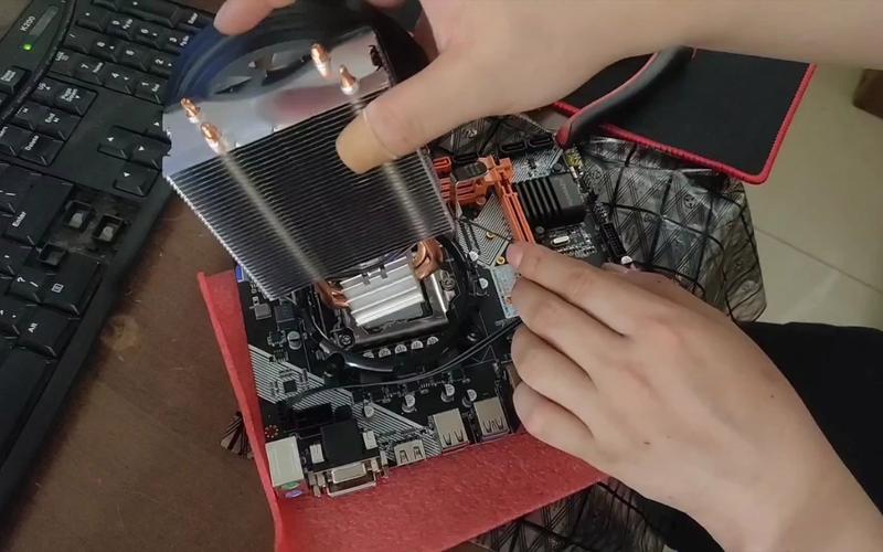 给cpu散热的方法