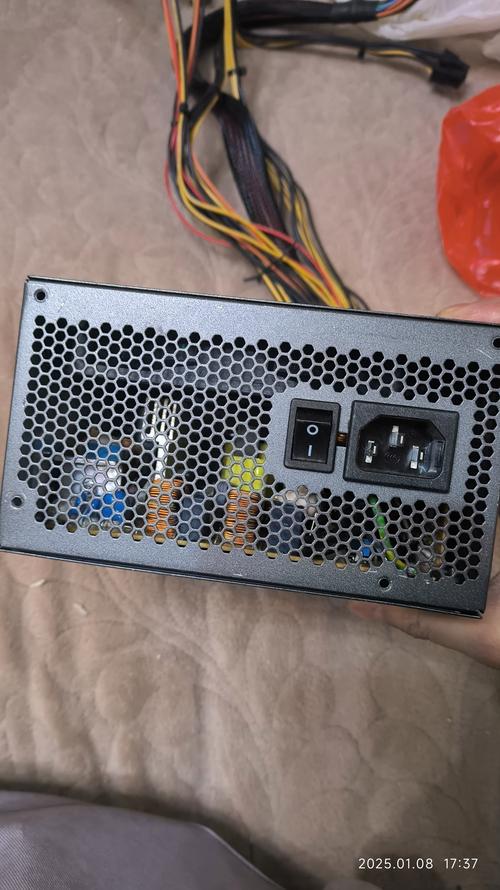 电脑组装cpu电源