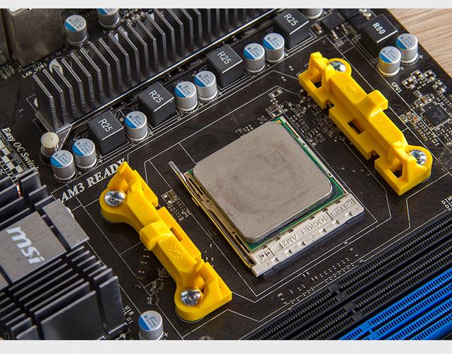 cpu底座安装技巧