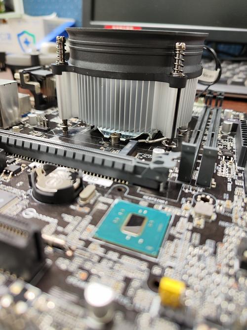 CPU散热器,功耗管理的关键工具