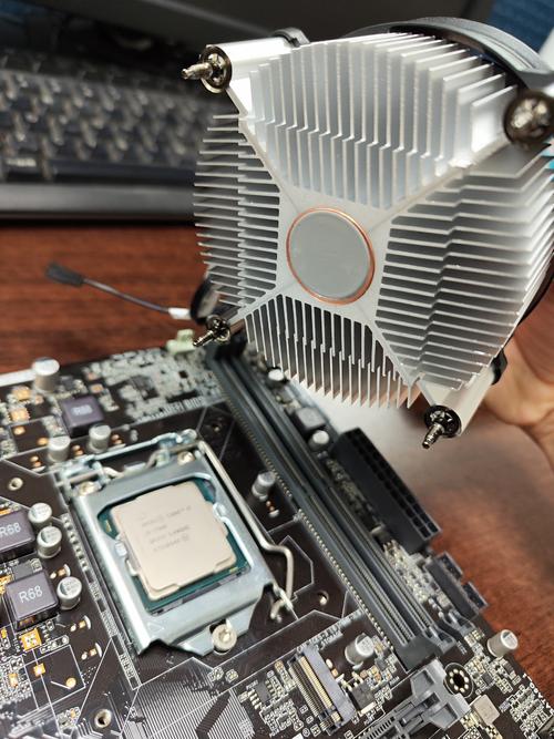 散热之光，让CPU Like 爱上散热