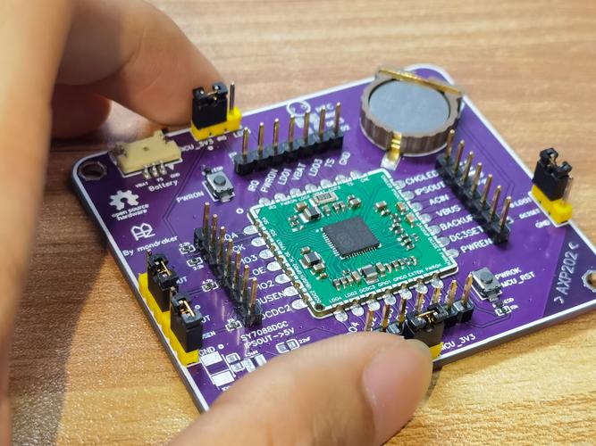 大板固定CPU，你的CPU可能正在隐藏在你的电路中