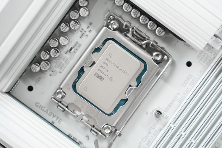 绝绝子，你值得拥有的酷睿超值之机