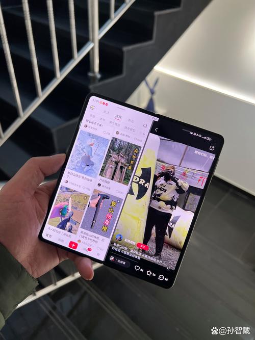 苹果1代，短视频平台流量的双子 stars