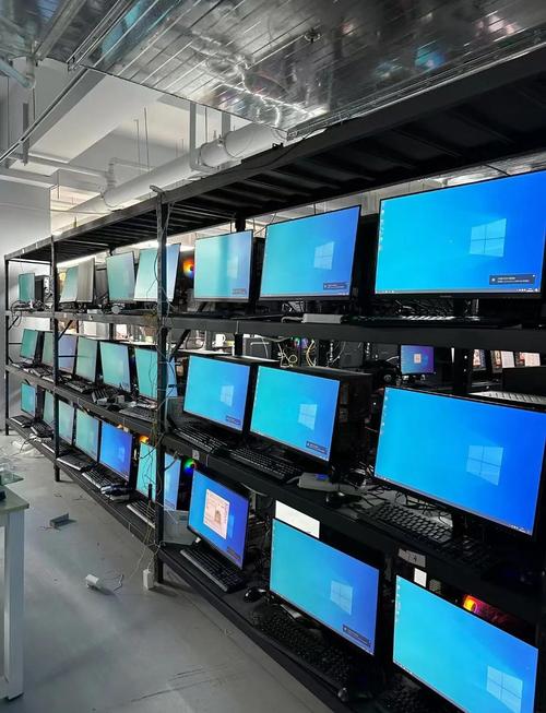 电脑直播的最低配置通常需要选择适合的硬件配置，以确保视频通话、网络传输和电脑运行顺畅。以下是电脑直播的最低配置建议