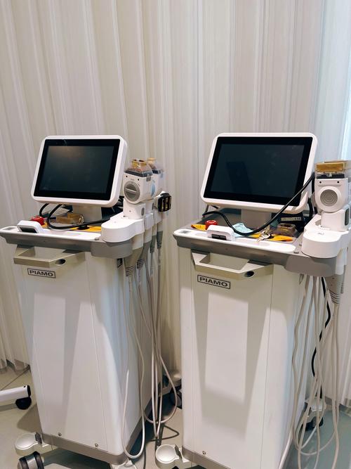 这台微电脑脉冲治疗仪,居然还能和云电脑ios一起玩?