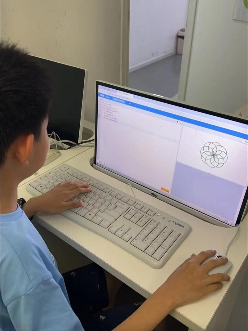 电脑爱好者论坛，连接学习与生活