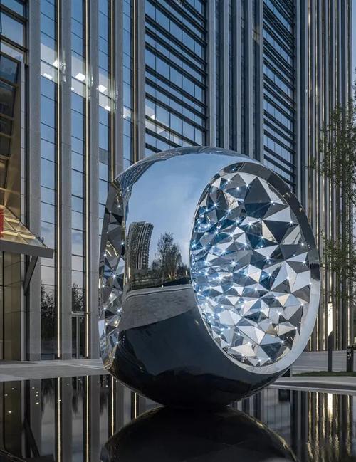 用高端设计打造城市的钻石