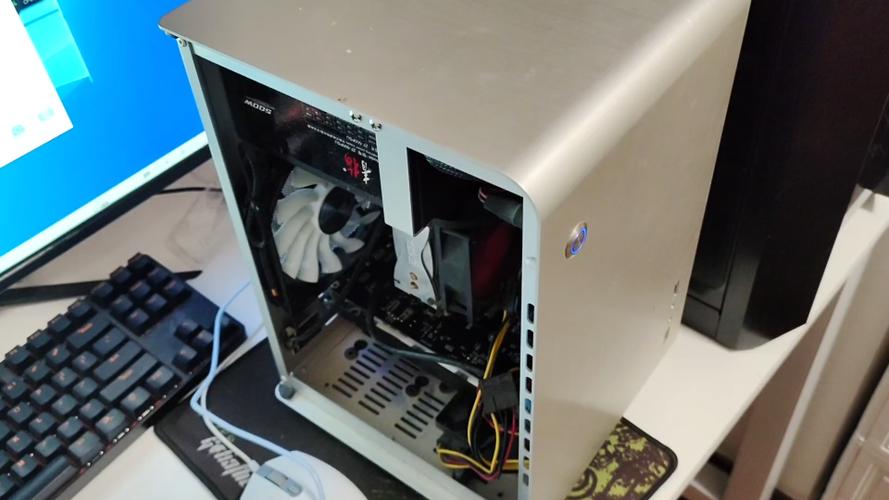 217台式电脑，经典配置的现代优化