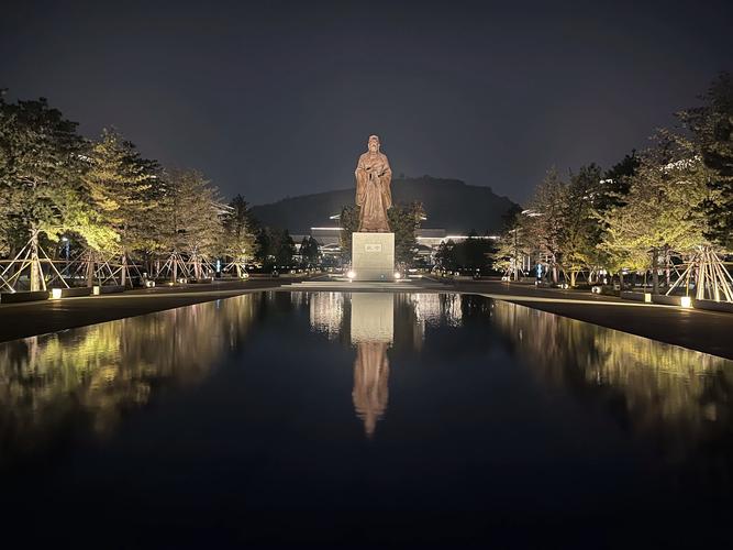 邹城，一个吸引人的城市与现代化发展的象征