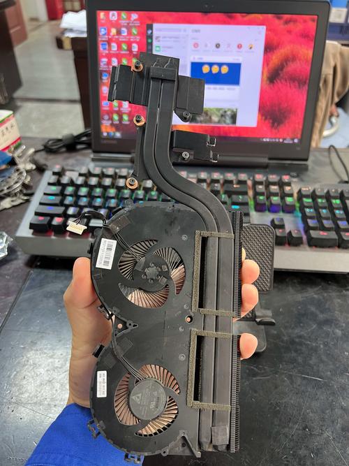 电脑散热器，保障笔记本运行的关键部件