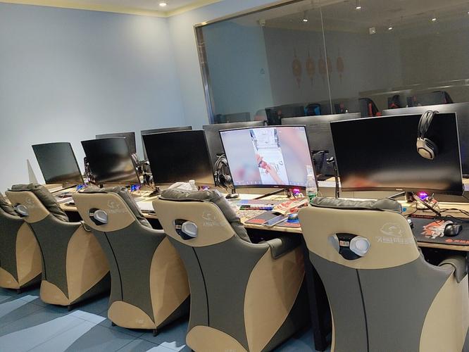 电脑派位，武汉电脑沙龙，让电脑变小能手！