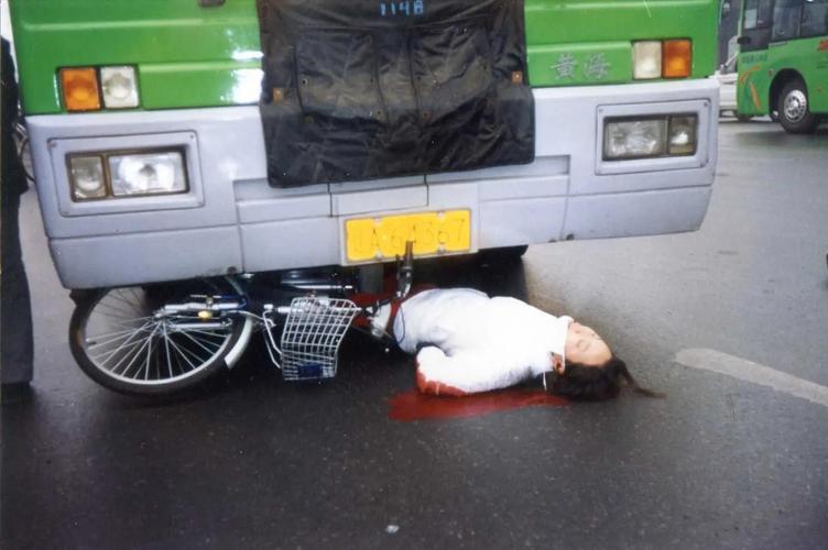 疫情撞车事件,你可曾见过?