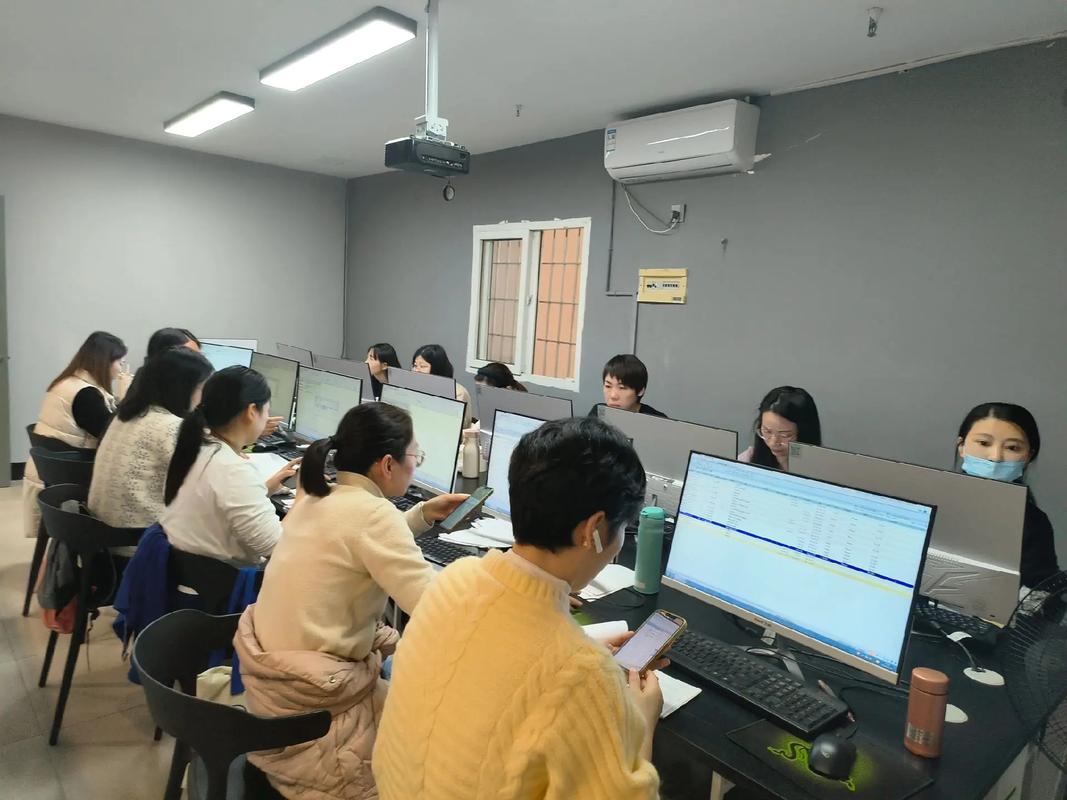 厦门电脑培训，技术与生活碰撞的未来