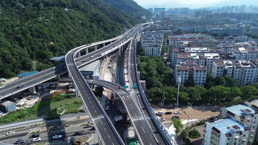 台州路桥，现代化建设的典范