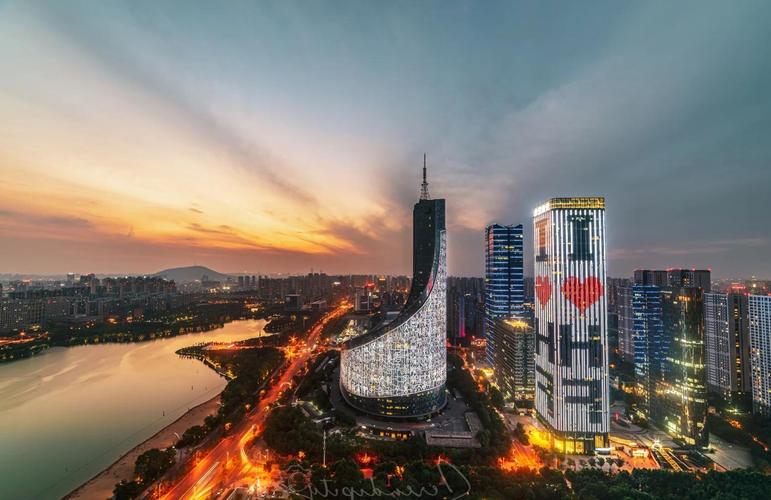 走进合肥，这座千年古城的现代之光