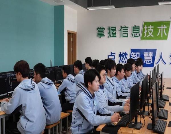 青岛网络集团，互联网时代助力网络电商的未来