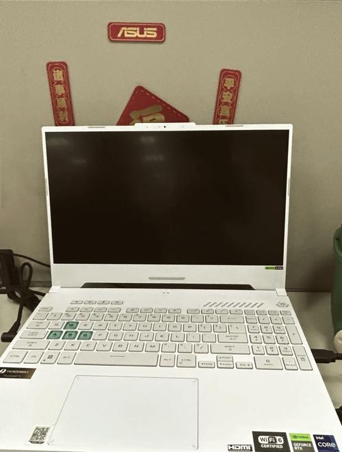 电脑黑屏和工学电脑椅，解决你的电脑问题