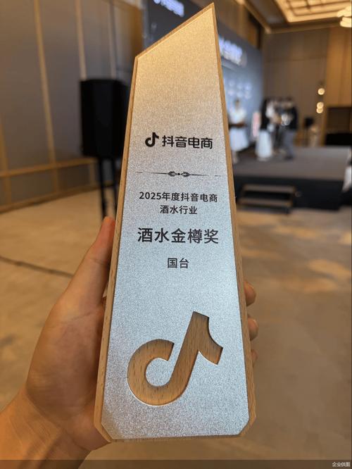 选择抖音刷赞时，如何辨别品牌便宜且效果更好的平台？