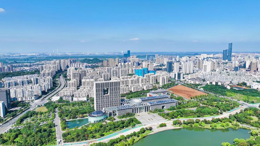 构建本地品牌，镇江本地化建设的深层价值
