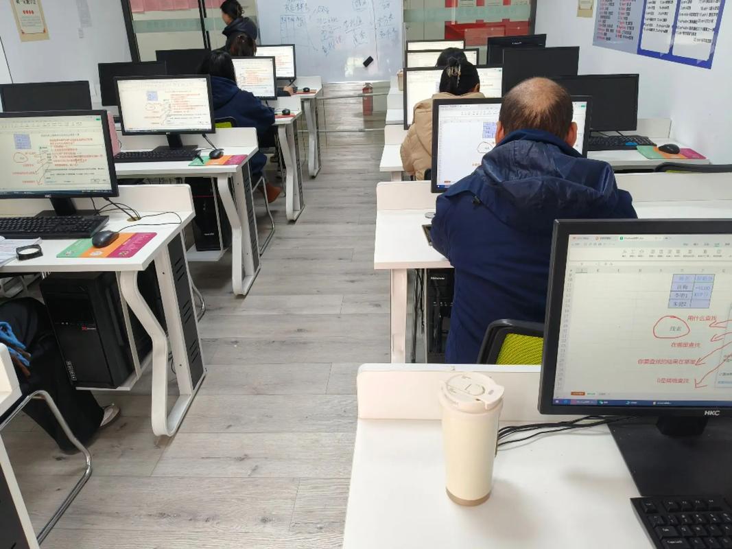 学习电脑维修多久能学会