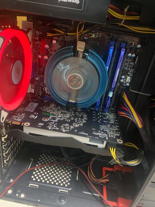 微星b85me45 只有cpu风扇转