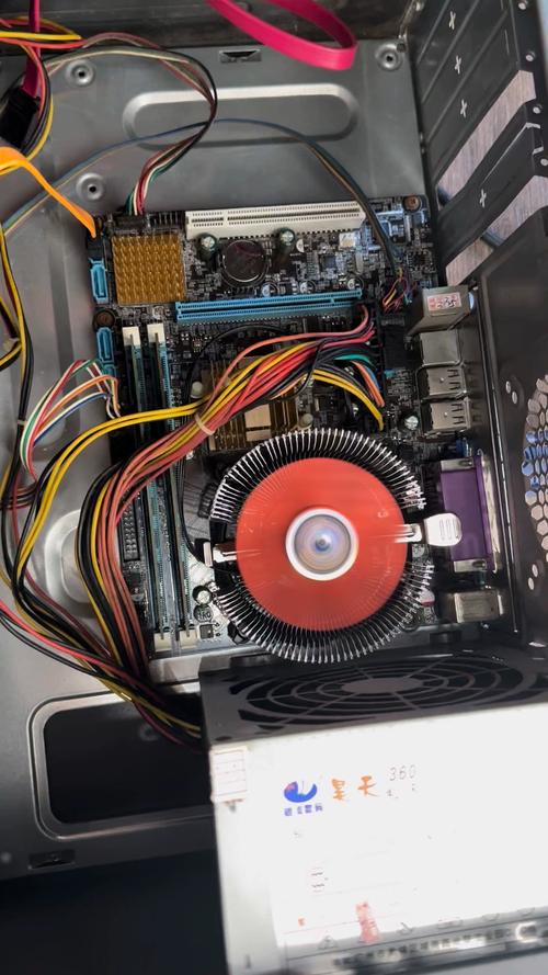 cpu风扇超频3会压坏主板么