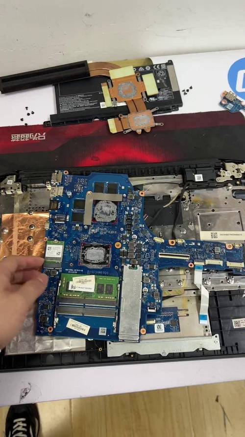 组装笔记本电脑的详细步骤指南