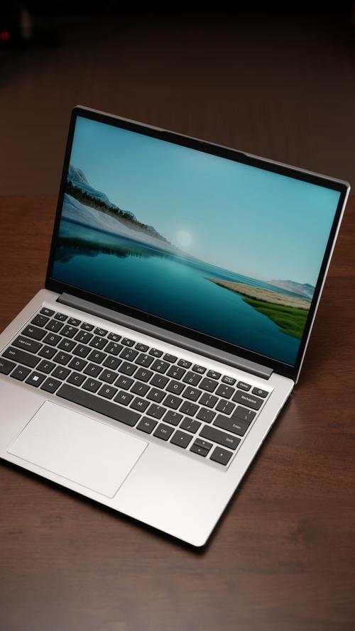 桌面电脑i7，让你的桌面更高效