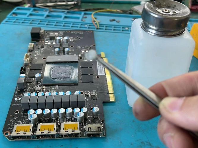 掌握CPU水冷漏液的正确解决方法