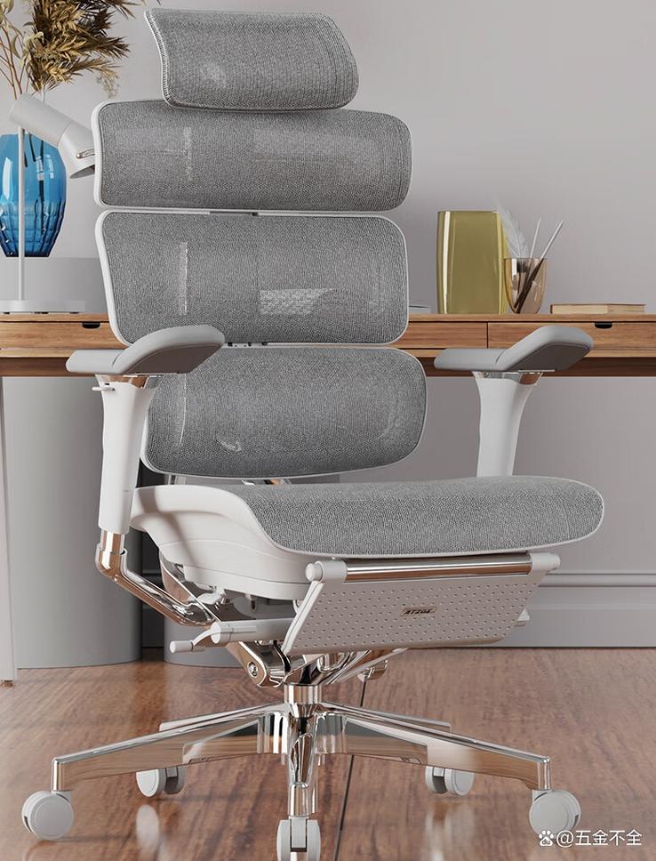 电脑椅品牌推荐，选择合适的，享受你的办公时光