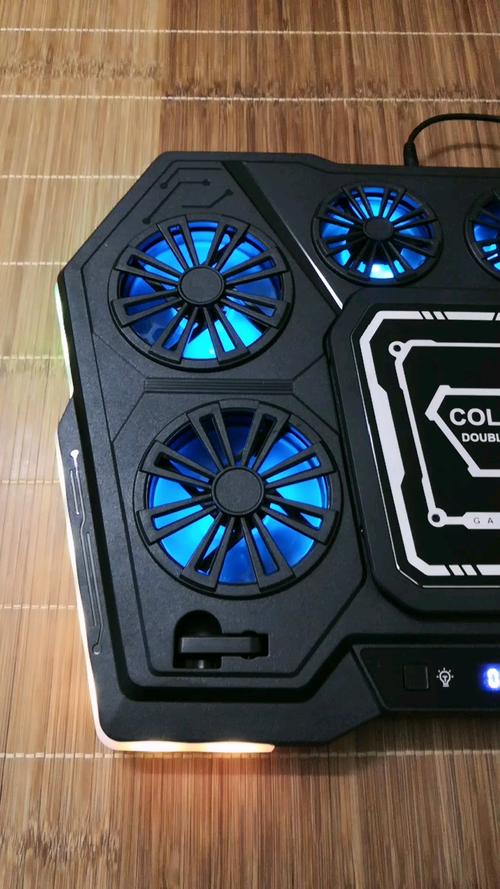 笔记本电脑散热底座的优化之道