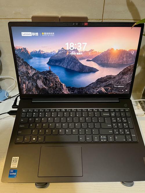 联想电脑一体机，高端笔记本的Alternative