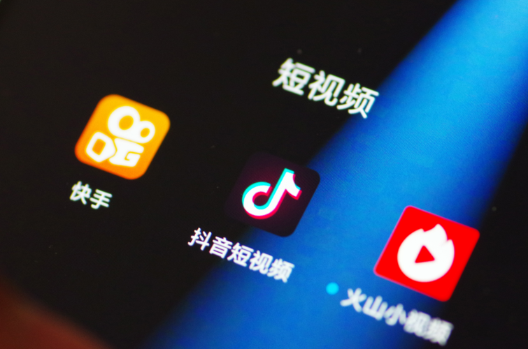 抖音刷粉刷赞与快手直播弹幕，未来商业机会与策略指南