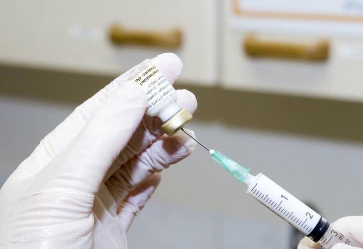 英国最新疫情,治愈率攀升,疫苗接种率显著提高
