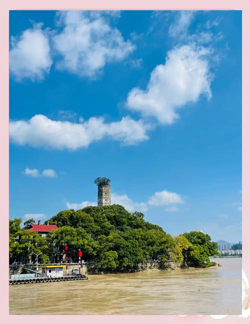 温州市,作为全国旅游胜地,拥有丰富的旅游资源和独特的城市文化,是许多游客和旅游爱好者向往的地方。如果你对温州有建站需求,可以通过以下方式找到适合的网站