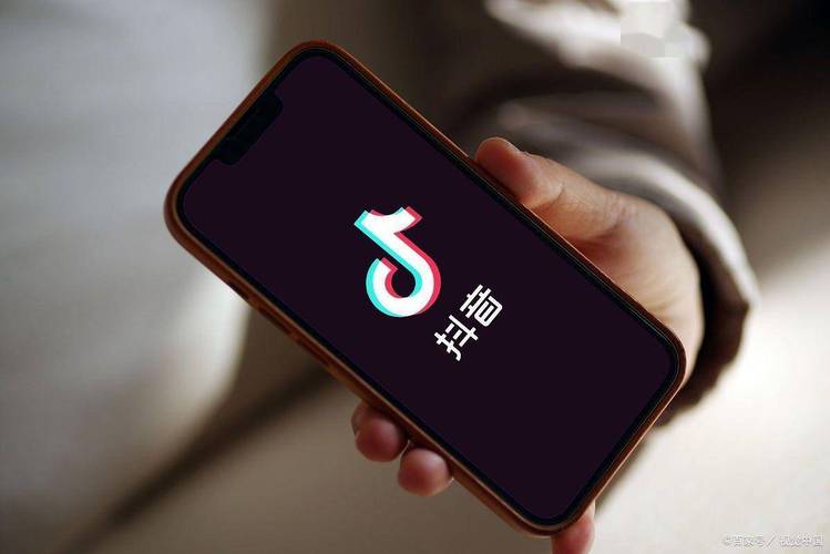 抖音24小时用户运营指南，dy业务铺如何上架上热门？ks赞自助下单平台免费！