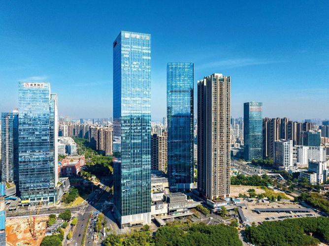 龙华，网站建设行业领域的标杆城市，求职之路 opportunities 无限！