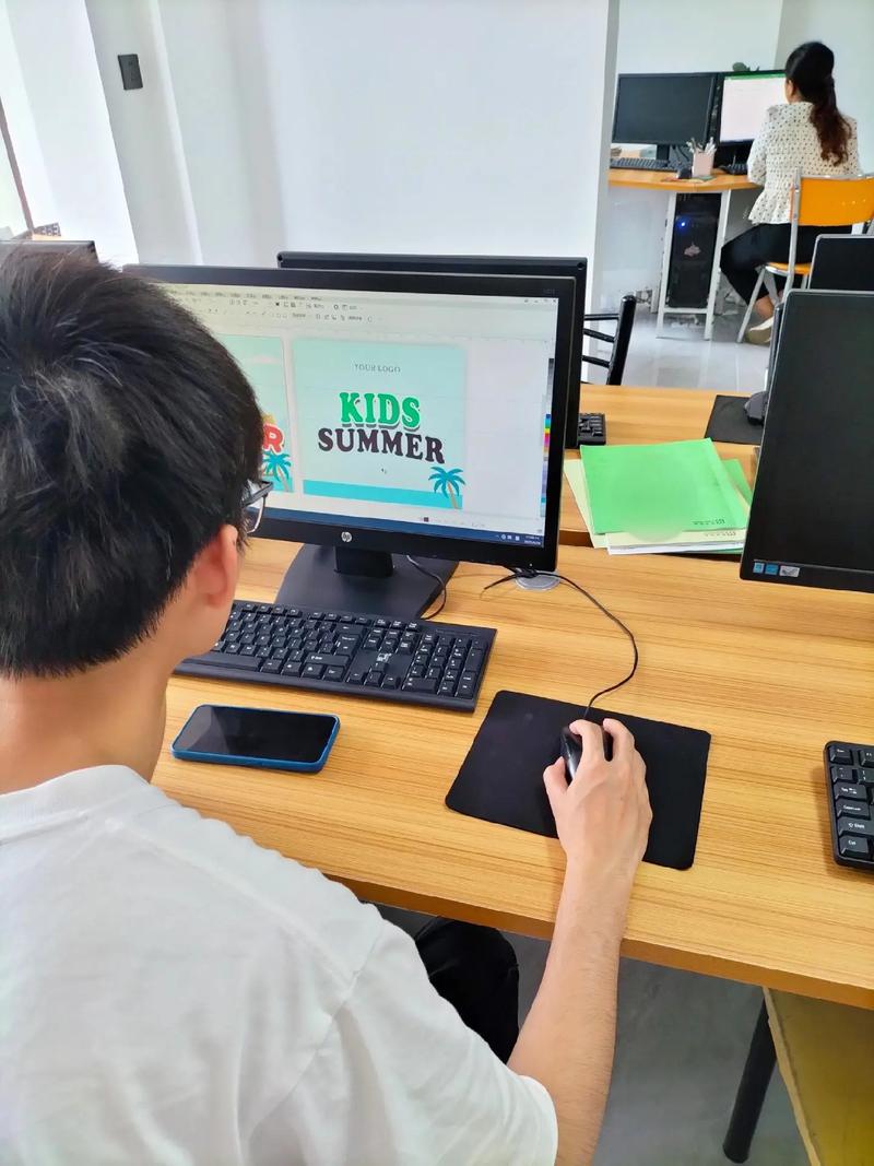 在微信中便捷查看电脑培训课程
