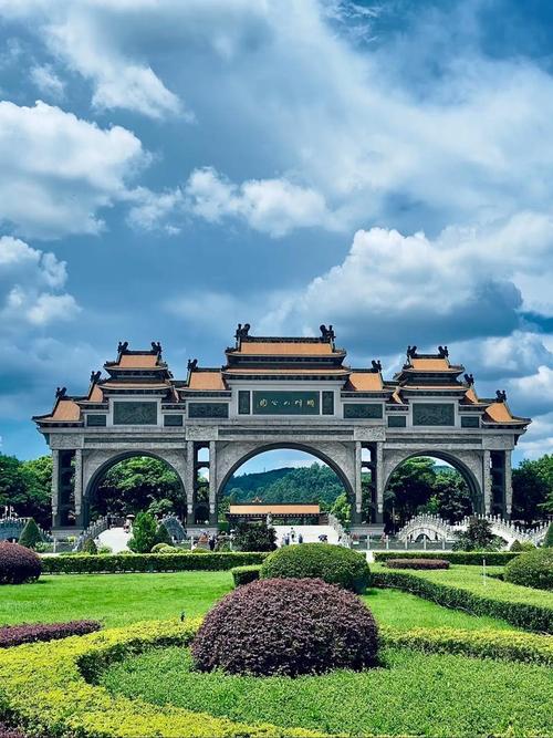 顺德，这个位于中国广东的城市，以其独特的建筑风格和丰富的文化遗产闻名于世。如果你对顺德的建筑服务感兴趣，那么以下指南将为你提供一个全面而详细的介绍，助你轻松掌握顺德网站建设的各个方面