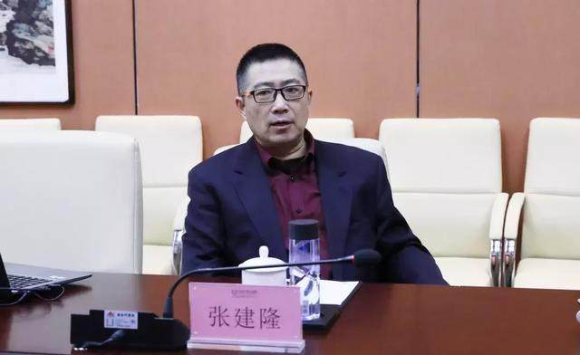 如何打造专业和田网站