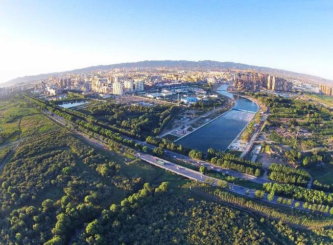 包头北京现代化之旅，构建精准的网站